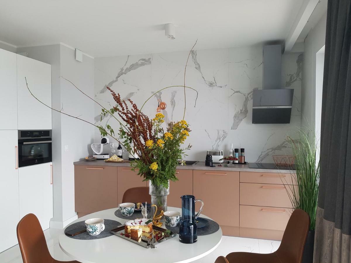 Apartament Marcelin Gold Wes Quality Suite Poznań Extérieur photo
